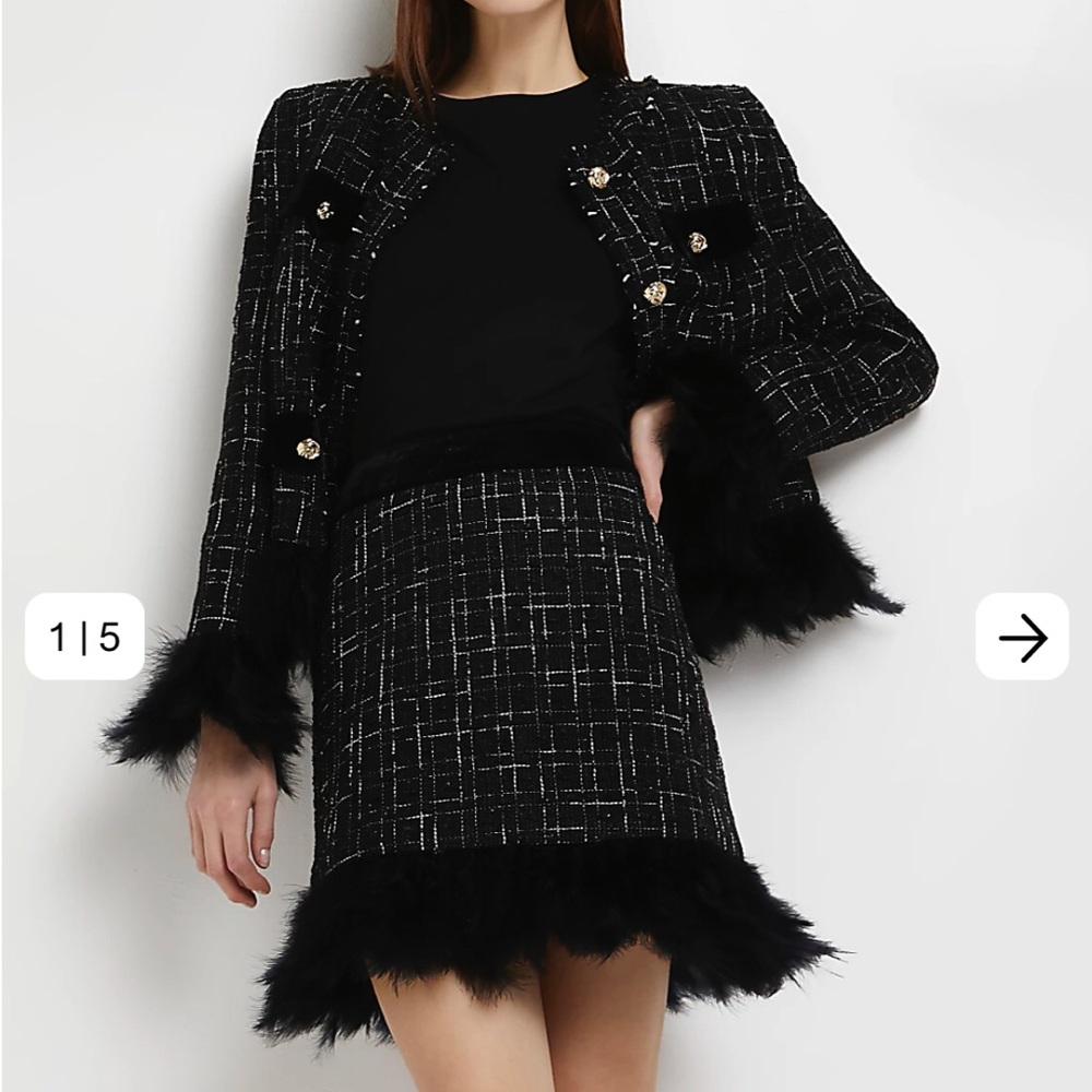 River Island BLACK FEATHER HEM BOUCLE MINI SKIRT